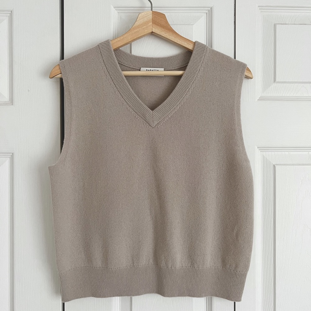 Aritzia | Babaton Tribune Cashmere Vest
